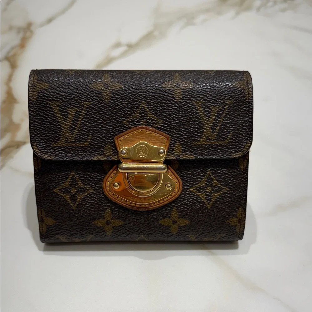 Louis Vuitton Joey Monogram trifold Wallet